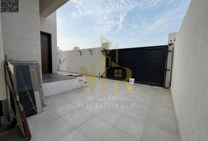 82389034 - Property Image 3