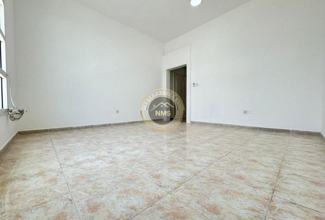 56127219 - صورة العقار 3