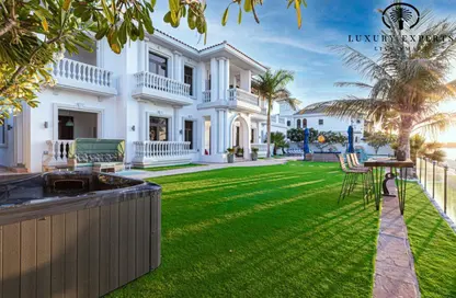 Villa - 6 Bedrooms - 6 Bathrooms for rent in Signature Villas Frond D - Signature Villas - Palm Jumeirah - Dubai