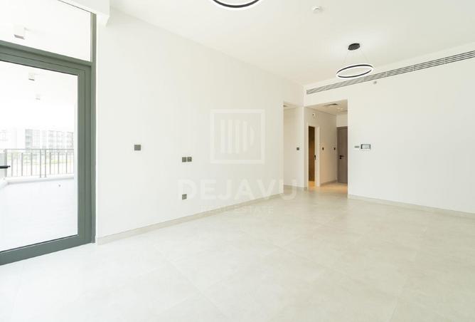 Exclusive|Spacious And Cozy Layout|Well Maintained photo 3