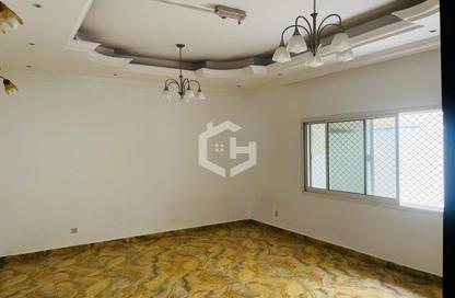 Villa - 4 - 6 for rent in Al Mankhool - Bur Dubai - Dubai Villa - 4 - 6 for rent in Al Mankhool - Bur Dubai - Dubai