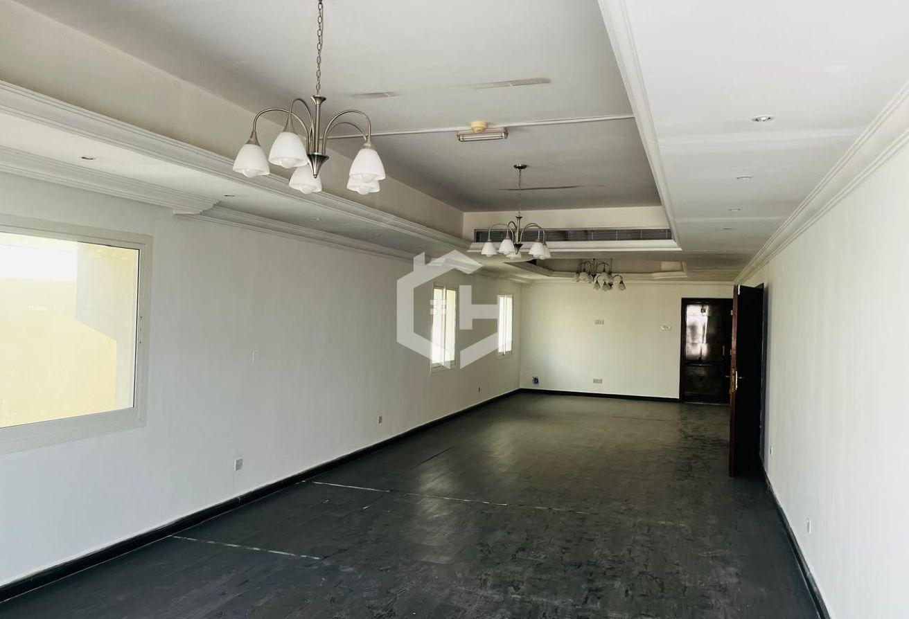 Spacious Layout | Family Only | Ready to Move photo 4