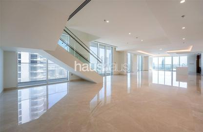 Apartment - 3 Bedrooms - 4 Bathrooms for sale in Palace Beach Residence Tower 1 - Palace Beach Residence - EMAAR Beachfront - Dubai Harbour - Dubai