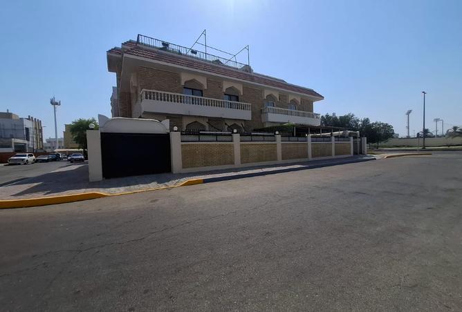 136102917 - Property Image 2