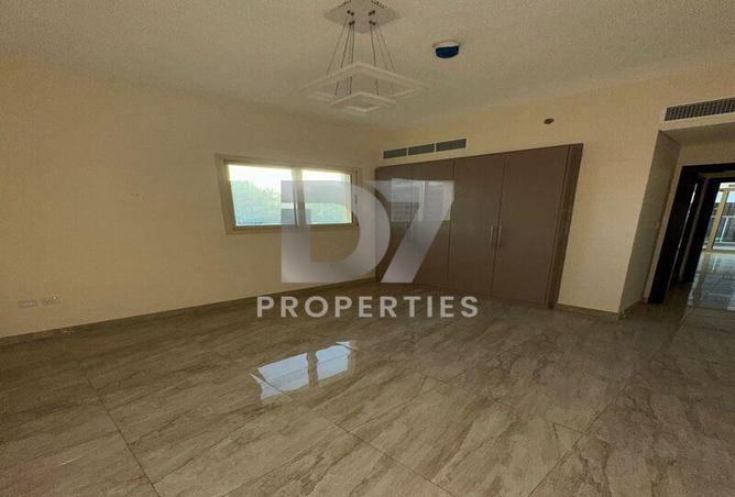 54934405 - صورة العقار 2