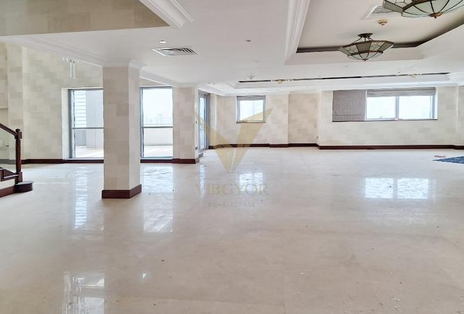 141912087 - Property Image 2