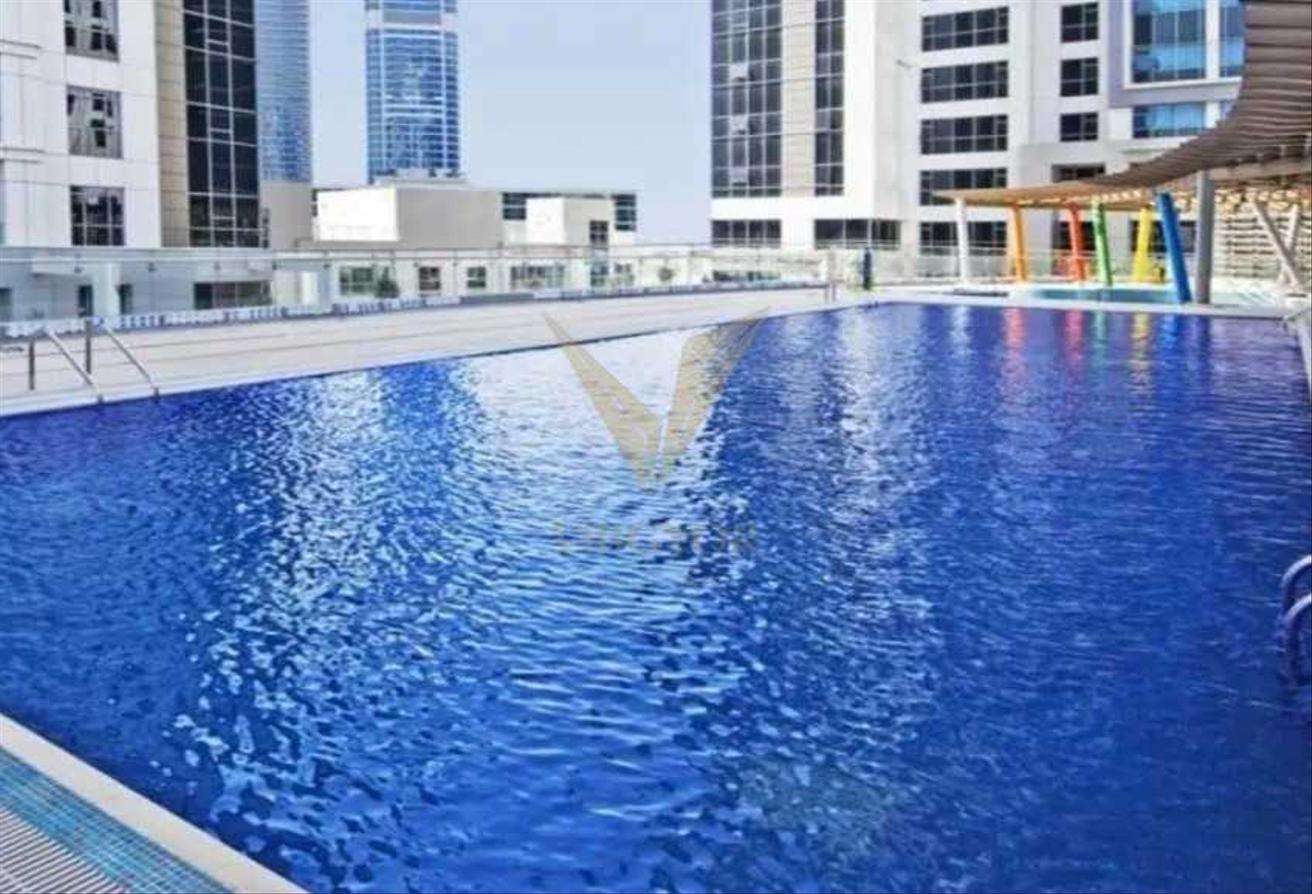 Luxury 4 BR Duplex | Pvt Pool | Skyline Views photo 10