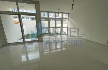 Townhouse - 3 - 4 for rent in Centaury - Damac Hills 2 - Dubai