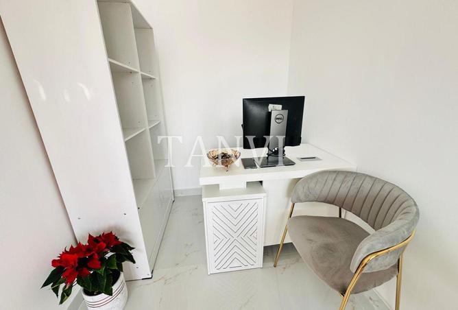 135607925 - Property Main Image