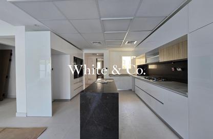 Villa - 3 Bedrooms - 3 Bathrooms for rent in Springs 11 - The Springs - Dubai