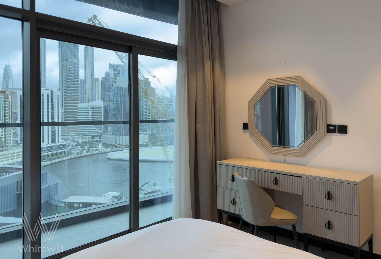 Burj Khalifa and Canal View|Fully Furnished|Vacant photo 15