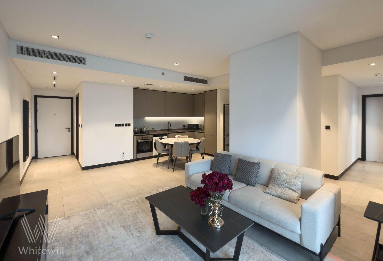 Burj Khalifa and Canal View|Fully Furnished|Vacant photo 9
