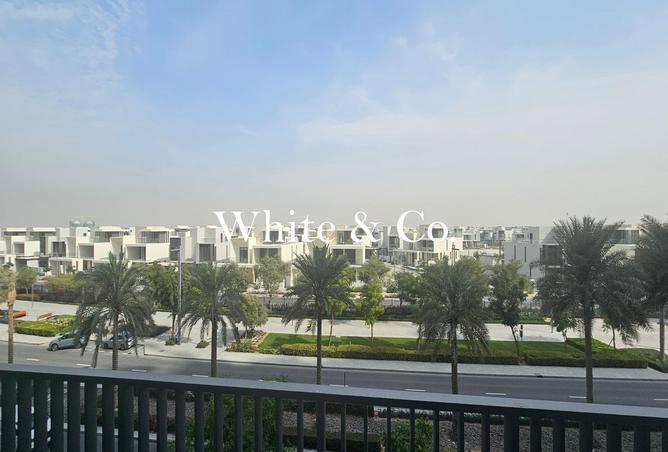 LARGE TERRACE | OVERLOOKING | CHILLER FREE photo 2