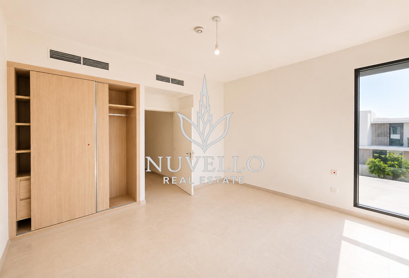 Cheapest | Corner Unit | Internal | Vaastu photo 10