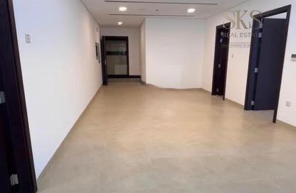 Apartment - 1 - 2 for rent in Al Marzooqi Tower - Al Jaddaf - Dubai