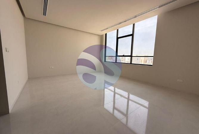 76984430 - Property Image 2