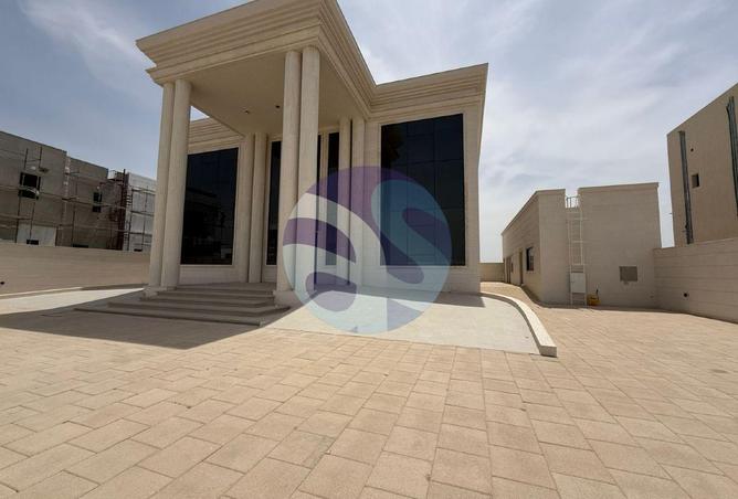 76984430 - Property Main Image