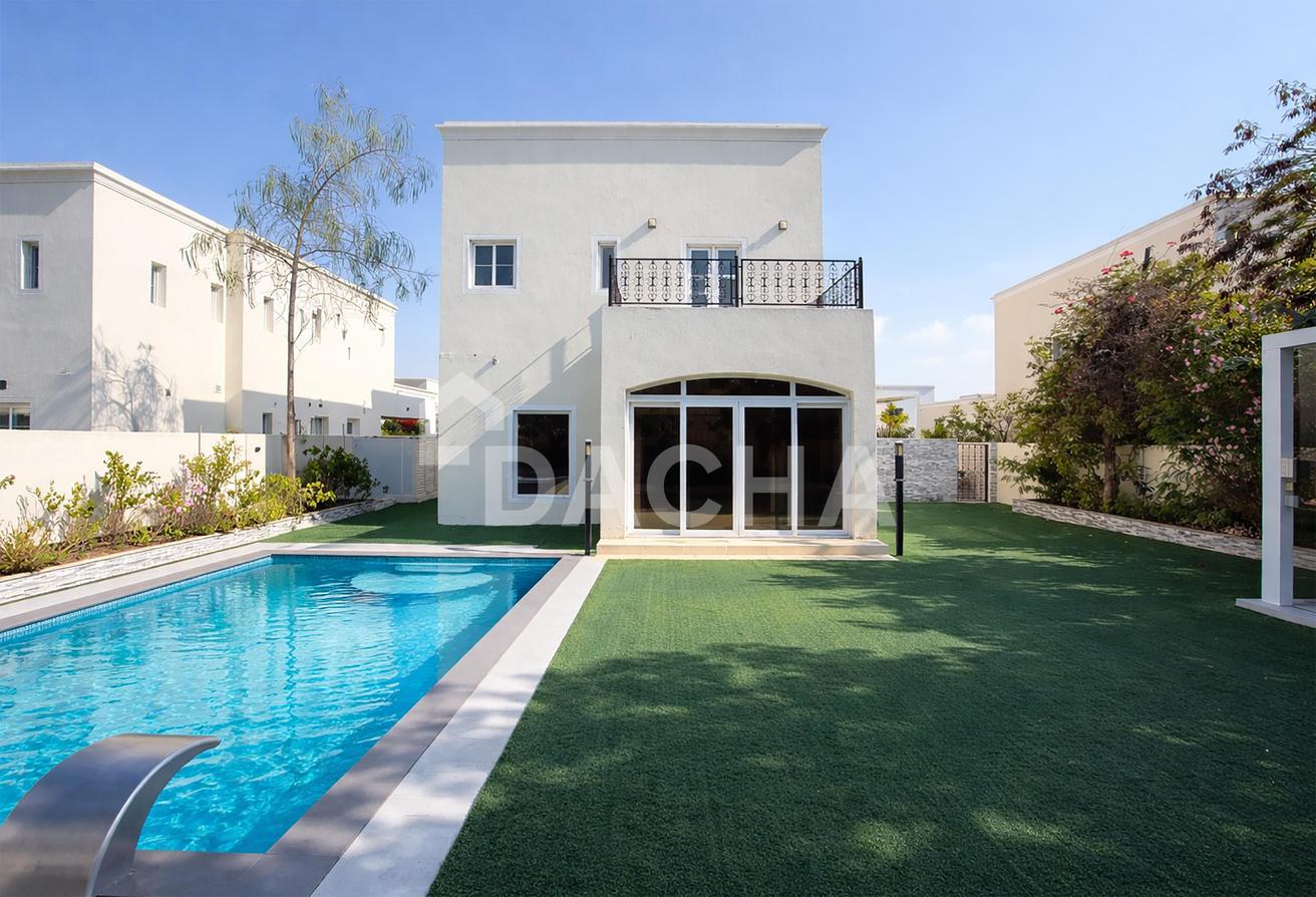 Upgraded | Extended | Private Pool photo 2