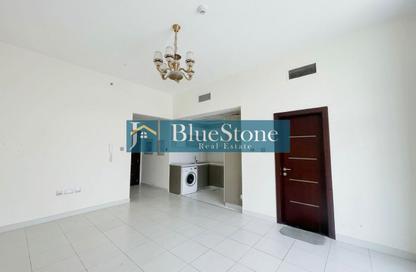 Apartment - Studio - 1 for rent in Glitz 2 - Glitz - Dubai Studio City - Dubai