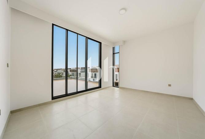 106856220 - Property Image 3