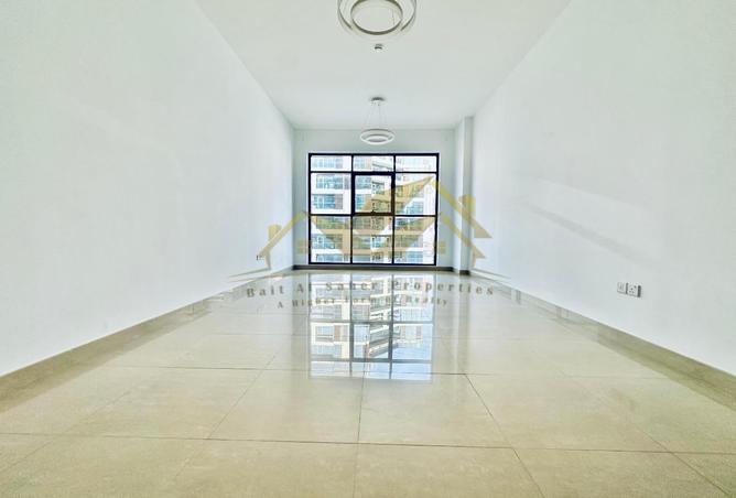 57383953 - Property Image 2