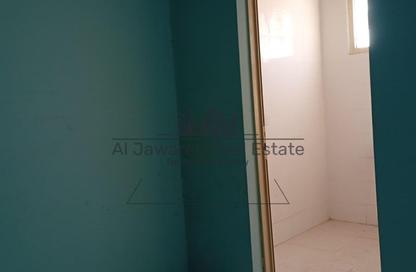 Warehouse - Studio - 1 Bathroom for rent in Umm Dir - Umm Al Quwain