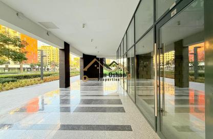 Shop - Studio - 1 Bathroom for rent in Azizi Riviera 35 - Azizi Riviera - Meydan One - Meydan - Dubai