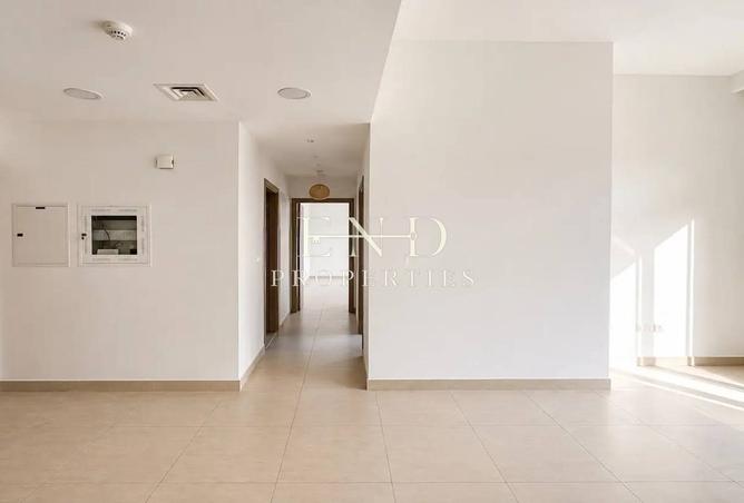 144623376 - Property Image 3