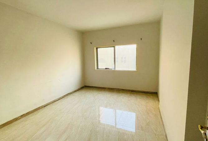 117278450 - Property Image 2
