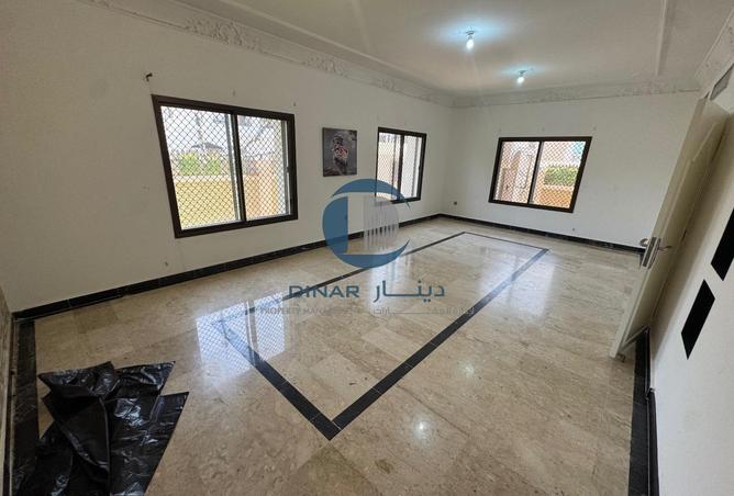 113706817 - Property Image 3