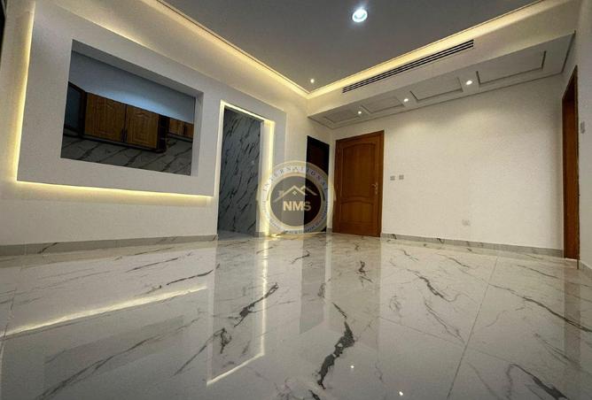 1 BR Apartment  zero commission / Bils included /