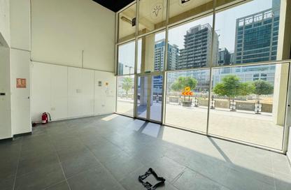 Retail - Studio - 1 Bathroom for rent in Capital Golden Tower - Business Bay - Dubai Retail - Studio - 1 Bathroom for rent in Capital Golden Tower - Business Bay - Dubai