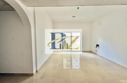 Apartment - 2 - 2 for rent in Fire Station Road - Muwaileh - Sharjah Apartment - 2 - 2 for rent in Fire Station Road - Muwaileh - Sharjah