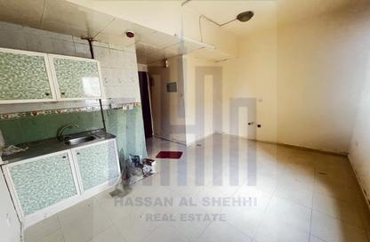 Apartment - Studio - 1 Bathroom for rent in Muwaileh 3 Building - Muwaileh - Sharjah