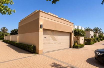 Villa - 4 Bedrooms - 5 Bathrooms for sale in Meadows 5 - Meadows - Dubai