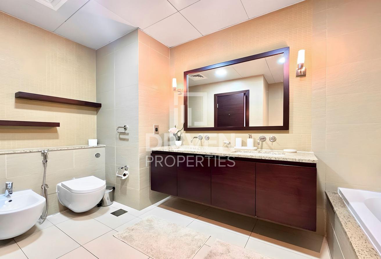 Fully Furnished | Beach Access | Balcony photo 14