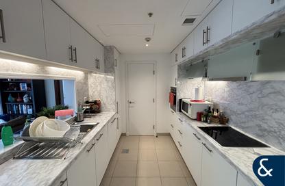 Apartment - 1 Bedroom - 2 Bathrooms for rent in South Ridge 1 - South Ridge - Downtown Dubai - Dubai