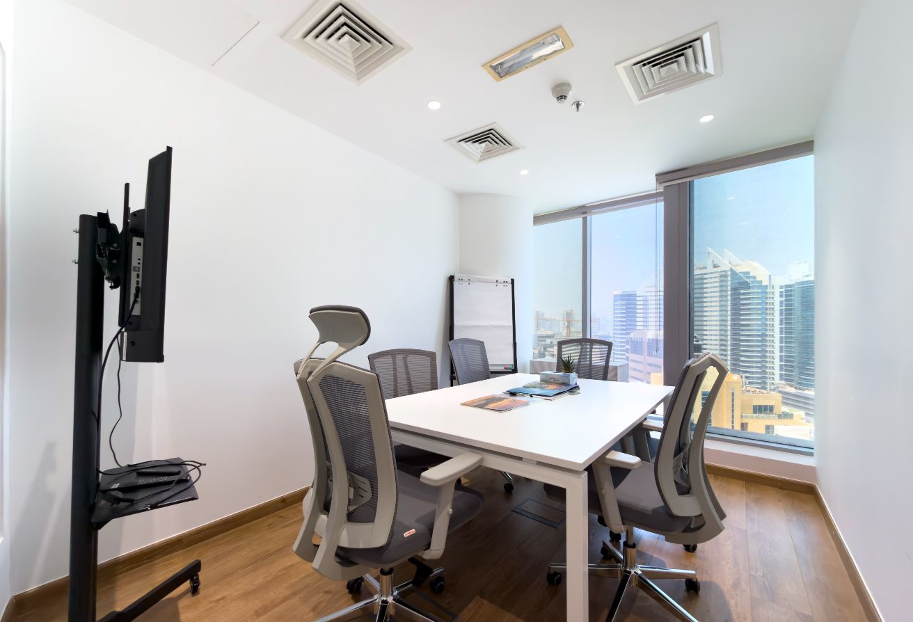 Studio office space in I Rise Tower, Barsha Heights (Tecom): 10