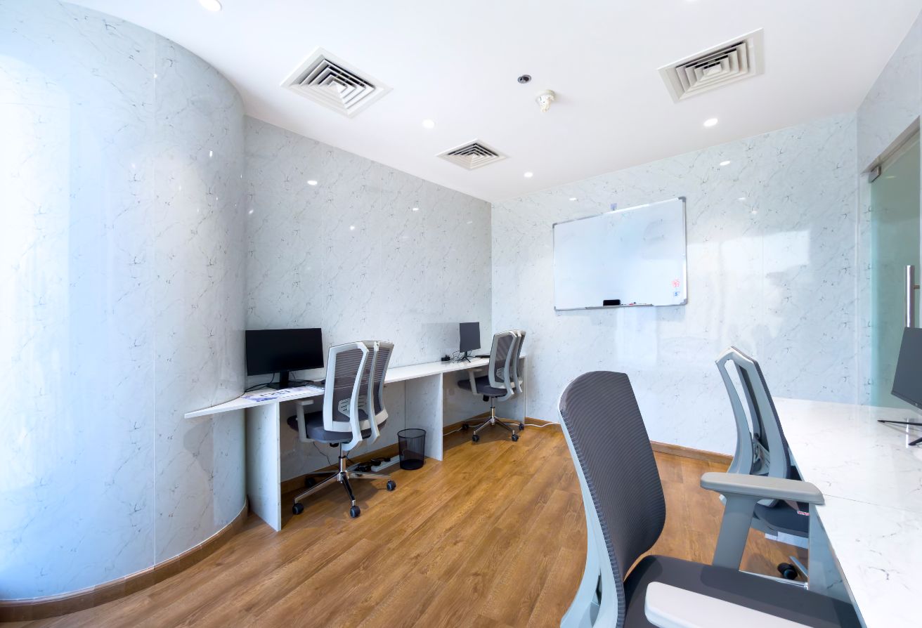 Studio office space in I Rise Tower, Barsha Heights (Tecom): 7