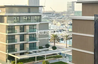 Apartment - 1 Bedroom - 2 Bathrooms for rent in Seagate Building 1 - Seagate - Mina Rashid - Dubai