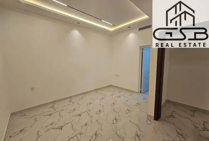 165588756 - Property Image 3