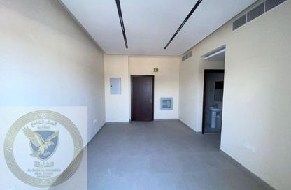 Apartment - 2 Bedrooms - 2 Bathrooms for rent in Al Jurf 3 - Al Jurf - Ajman Downtown - Ajman