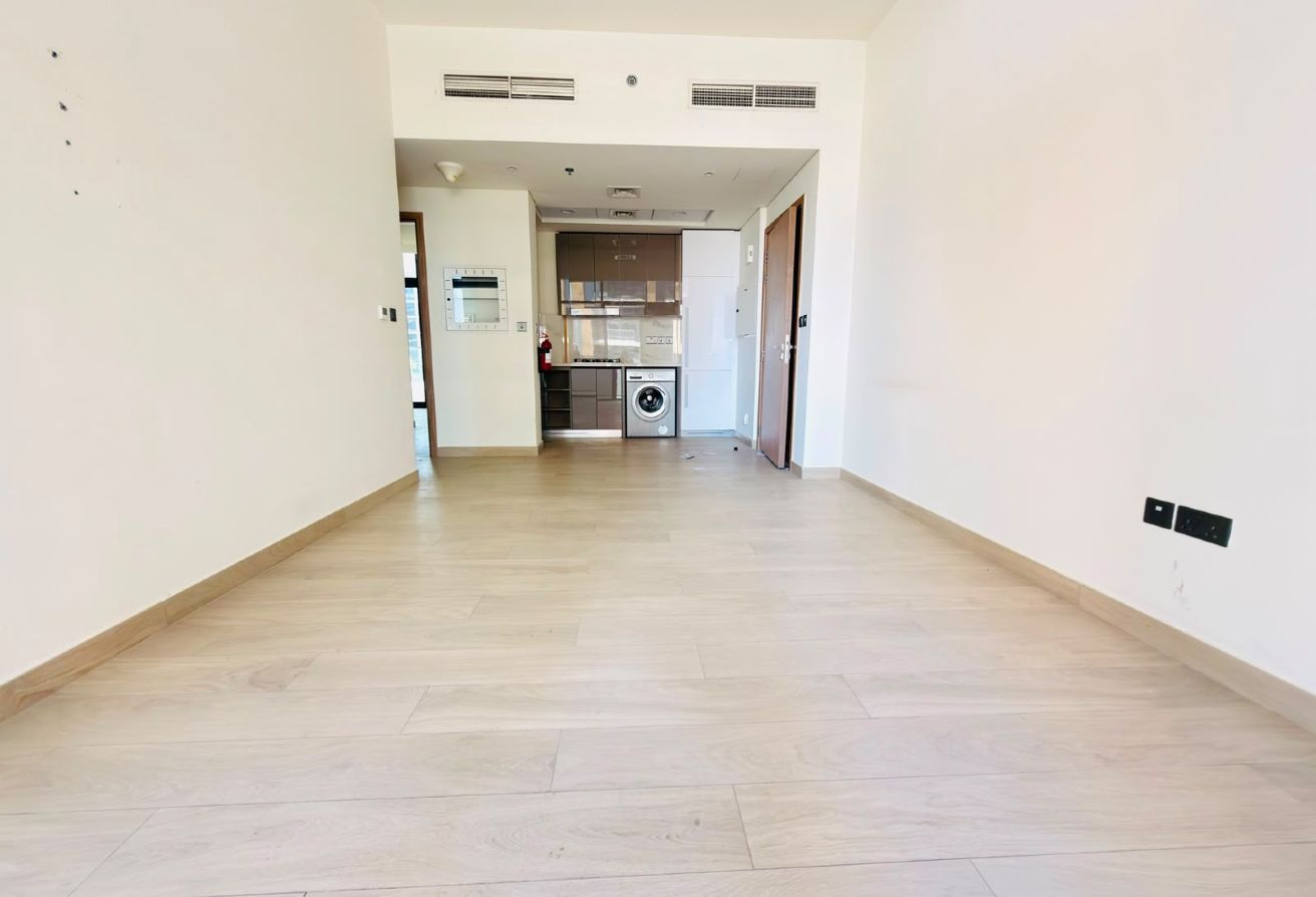 Corner | Two Balconies | Rented | Spacious