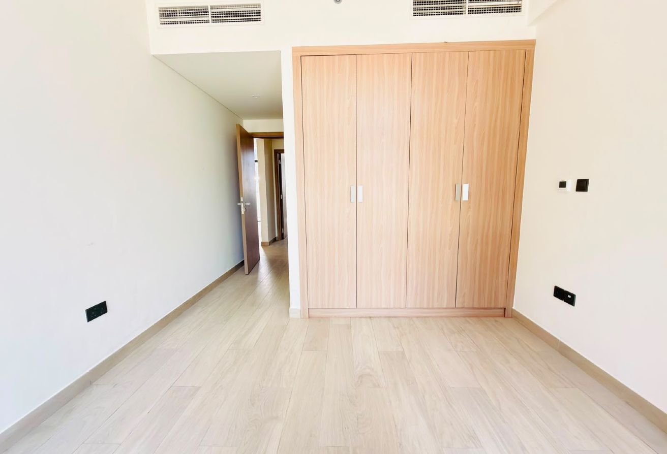 Corner | Two Balconies | Rented | Spacious gallery image