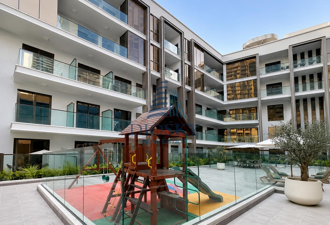 Community View | Fully Furnished | Vacant Now photo 8