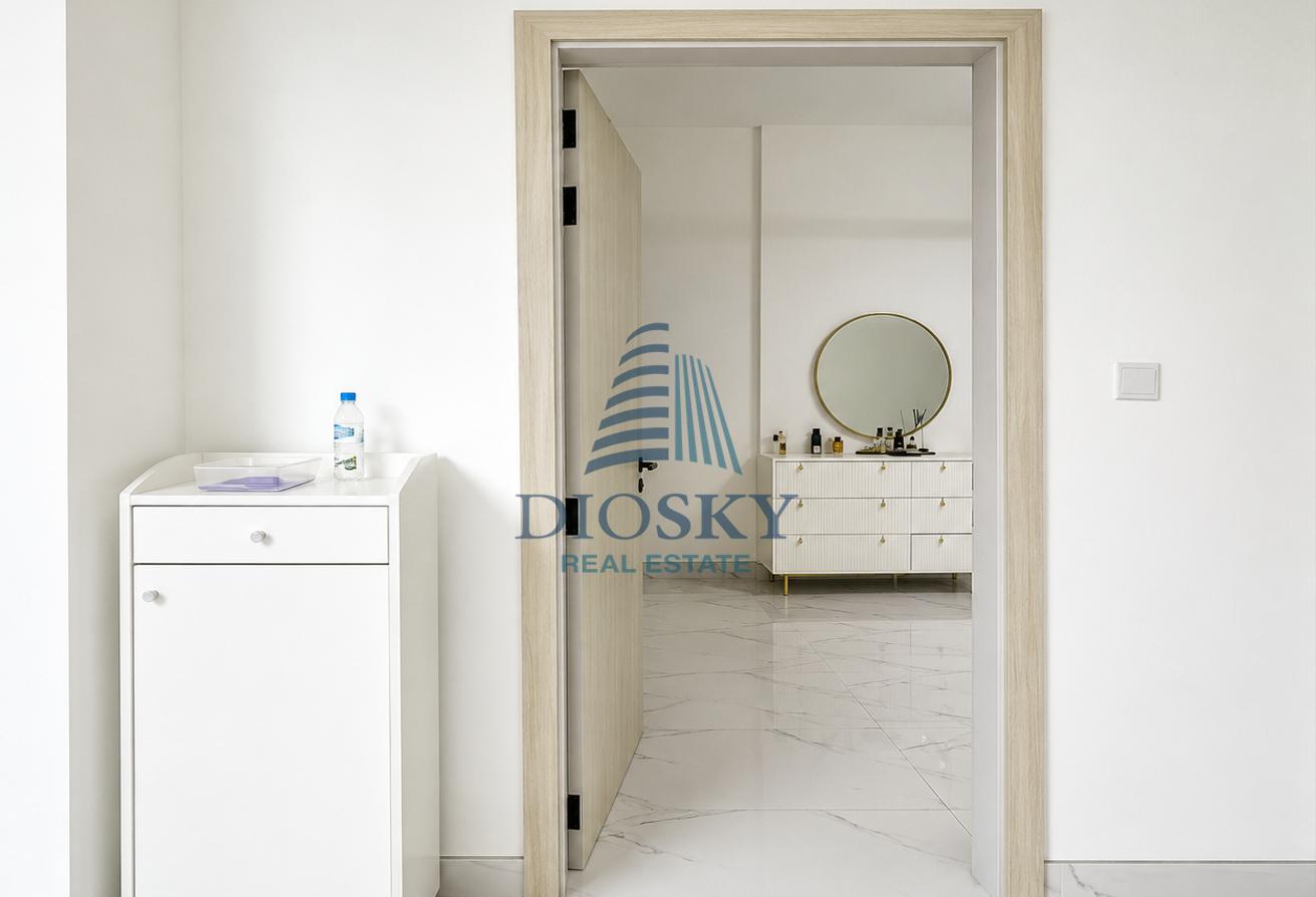 Community View | Fully Furnished | Vacant Now photo 4