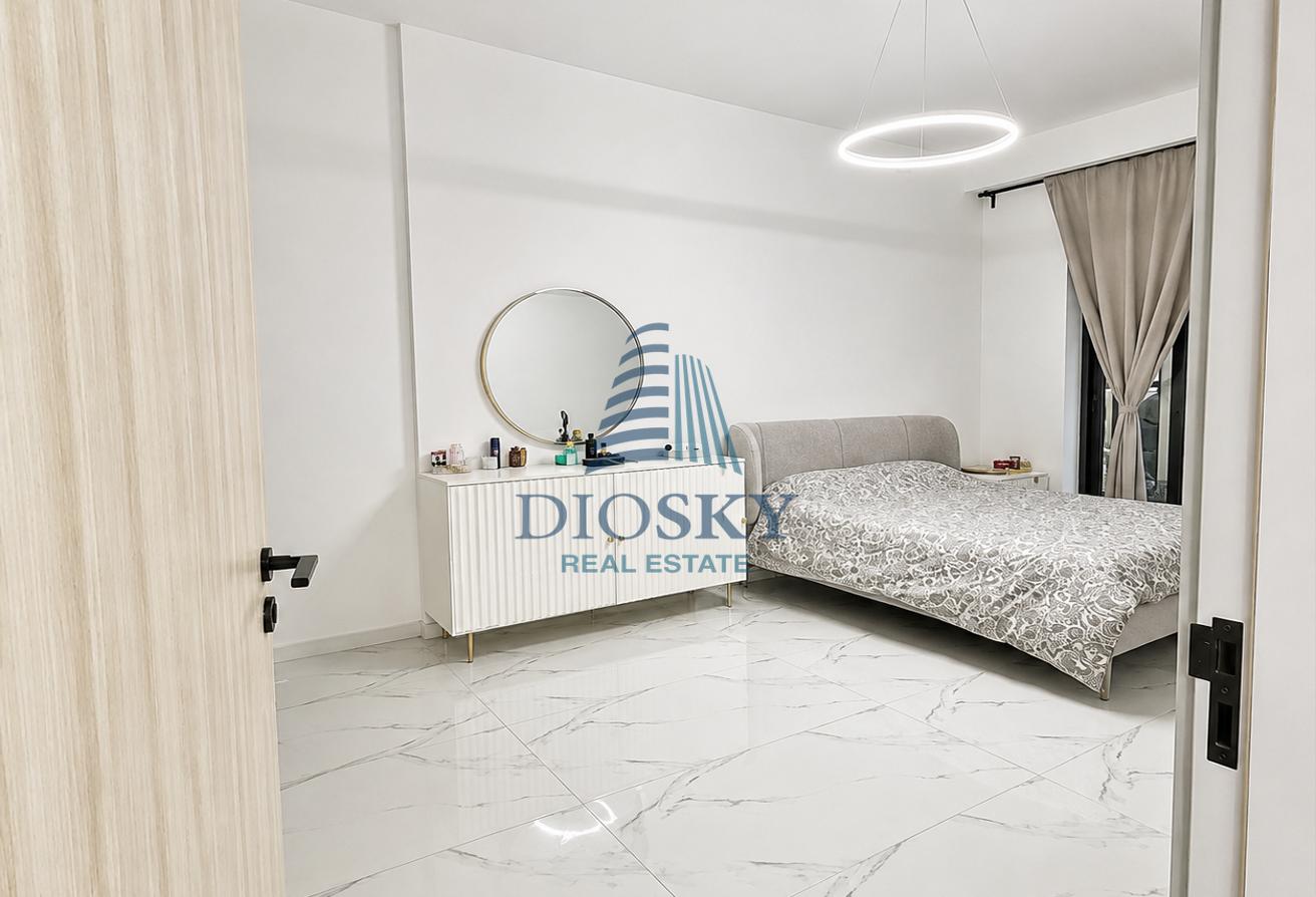 Community View | Fully Furnished | Vacant Now photo 2