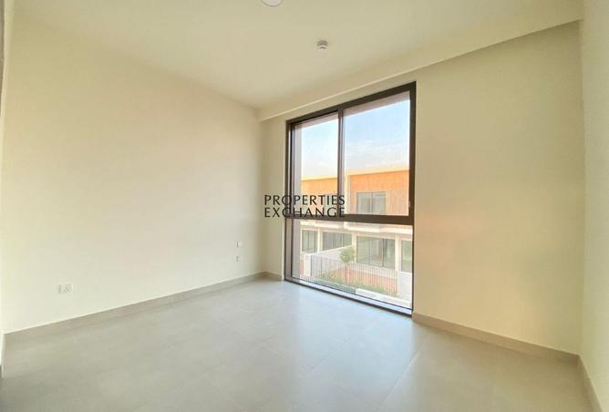 2OiK57qcJY8 - Property Image 3