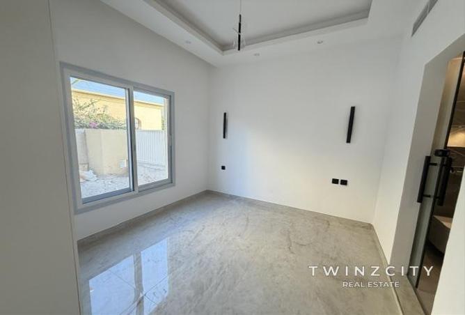 106850540 - Property Image 3
