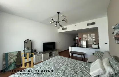 شقة - 1 حمام للايجار في مساكن الجوهرة - مثلث قرية جميرا - دبي